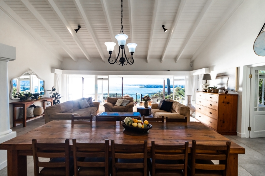 4 Bedroom Property for Sale in Mountainside Western Cape
